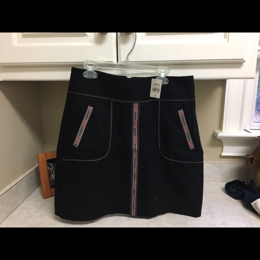 Loft Triangle Tipped Skirt