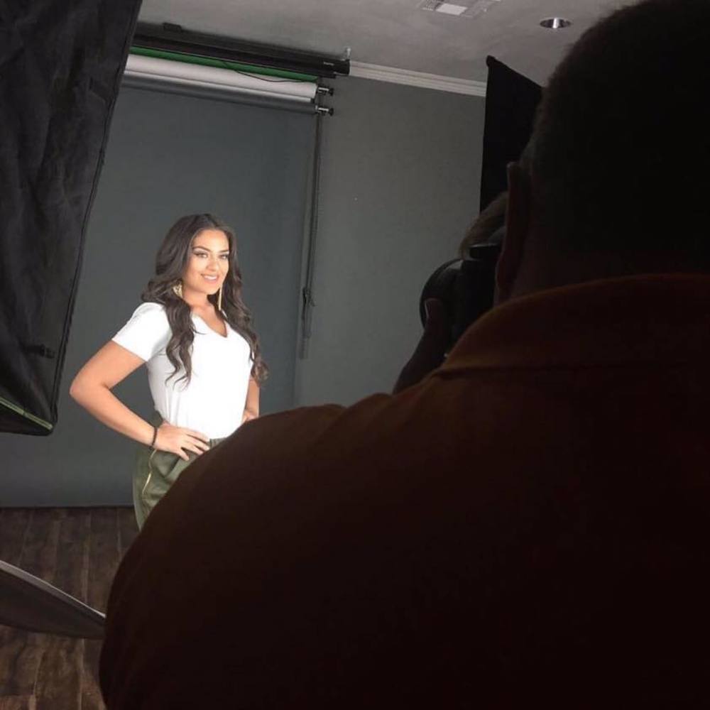 Meet your Posher, Bjonda