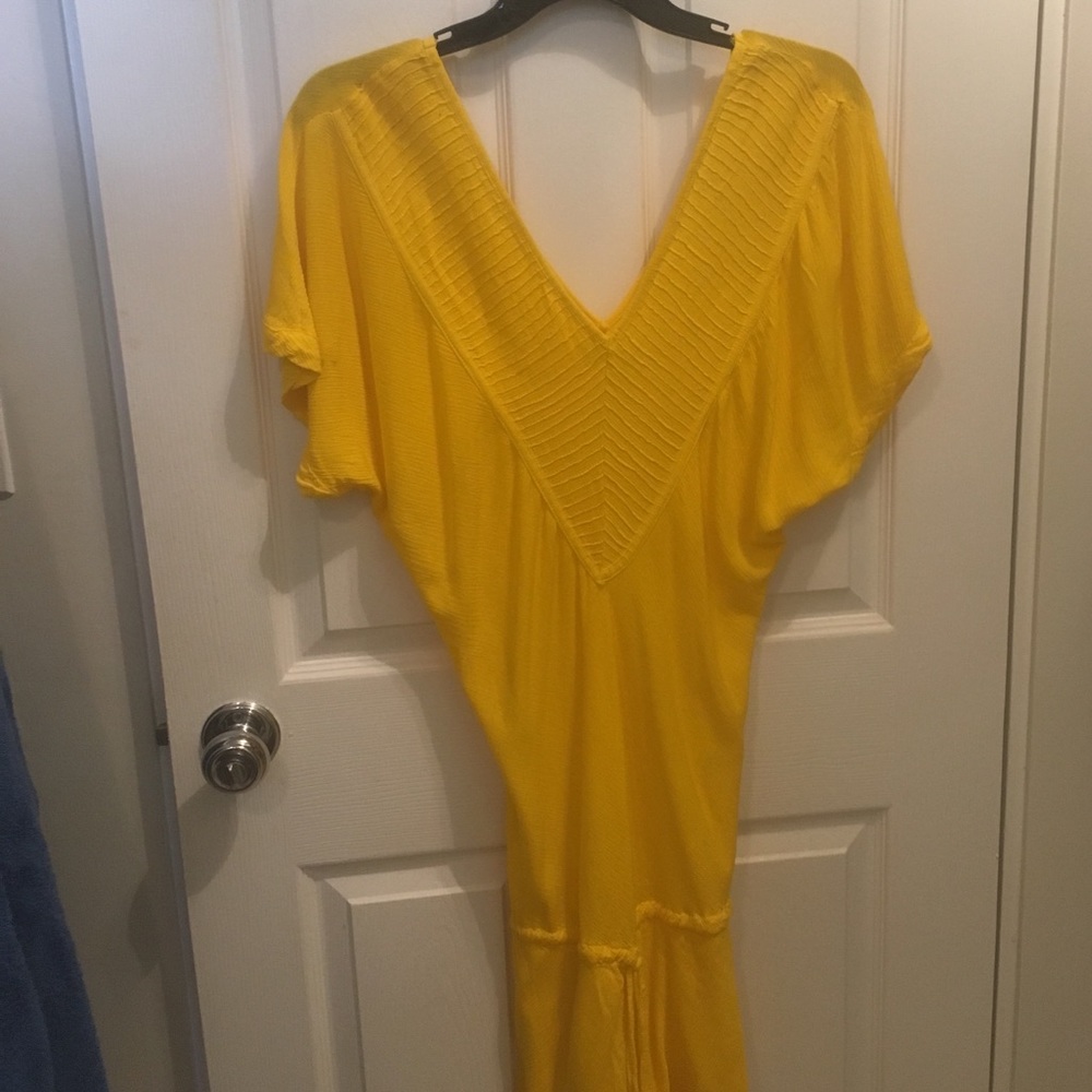 Tiare hawaii beautiful yellow dress
