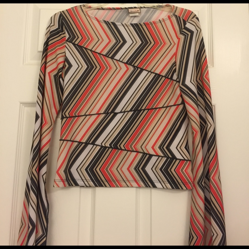 😍VINTAGE Zigzag Madness Shirt Super Sale😍