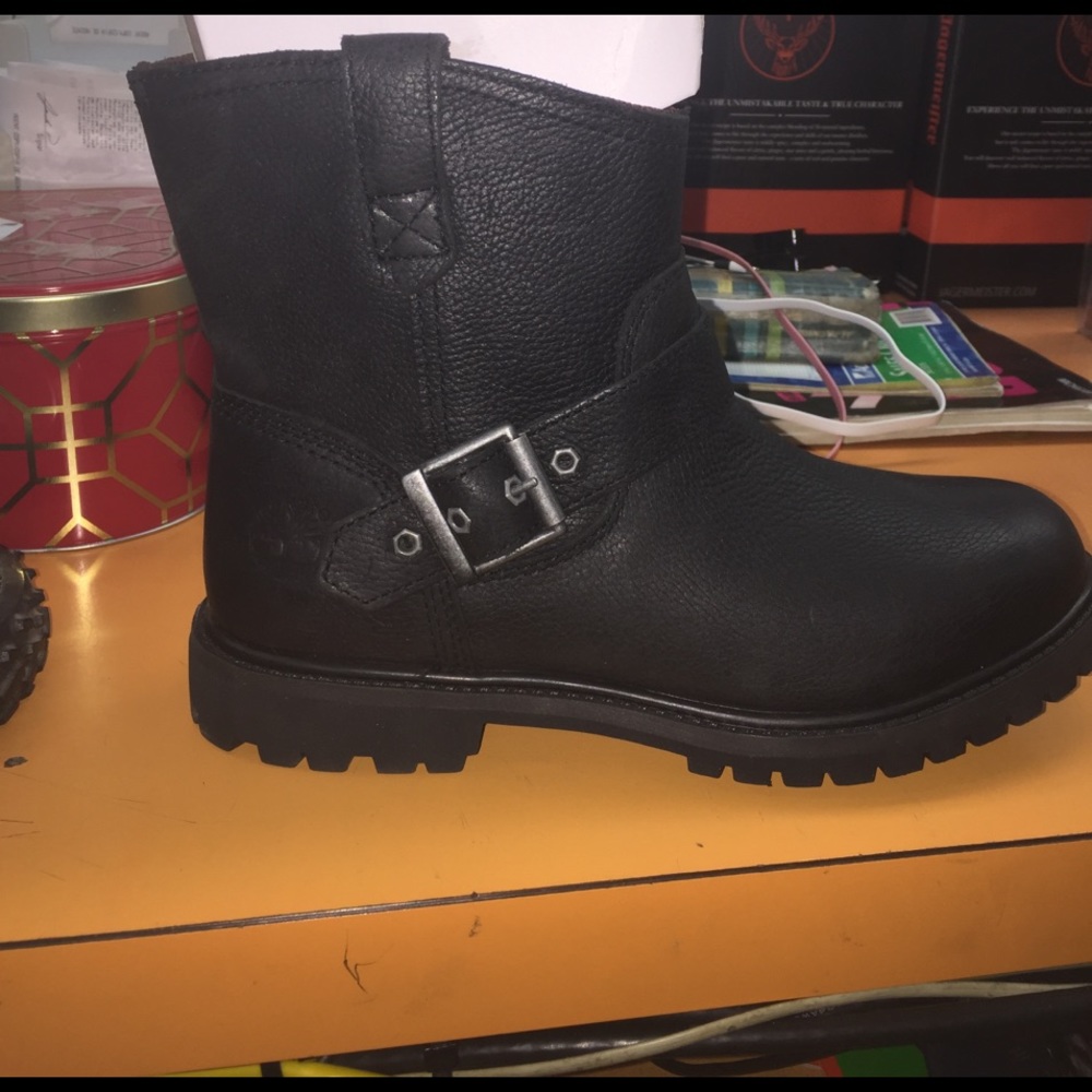 TIMBERLAND boots