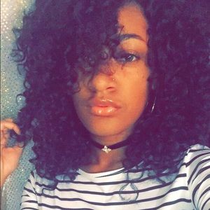 Meet your Posher, TiAzia
