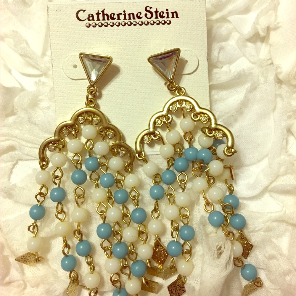 Chandelier earrings