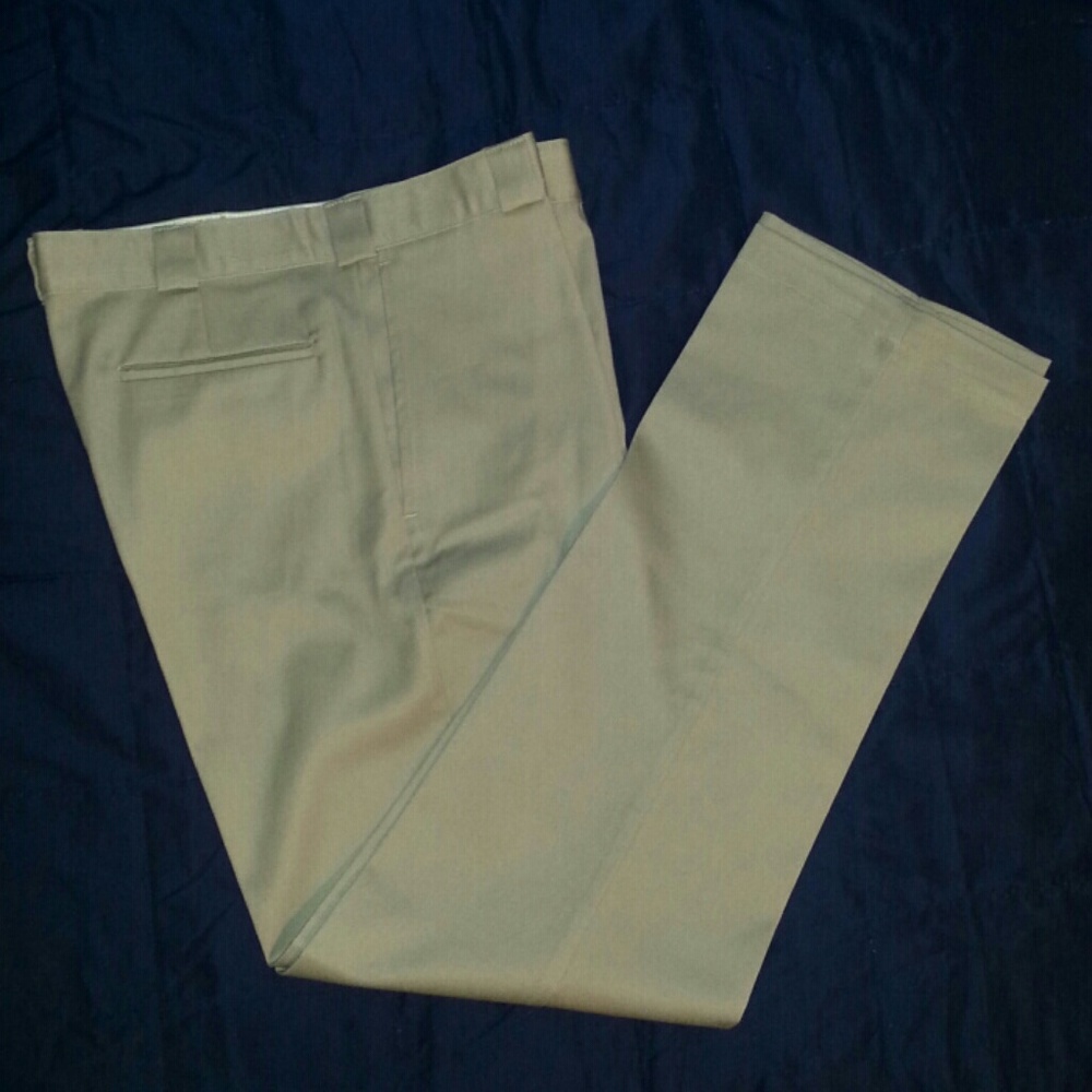 Men's khaki pants BNWOT