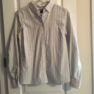 Vineyard Vines striped button down