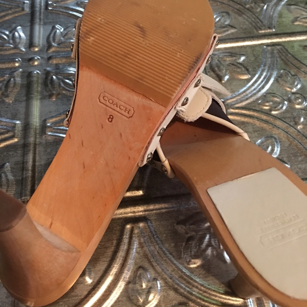 Coach Slides - Picture 4 of 4
