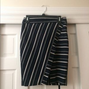 Loft navy and white pencil skirt