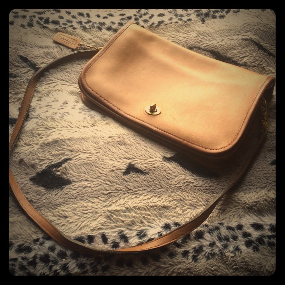 Vintage COACH brown leather purse messenger bag