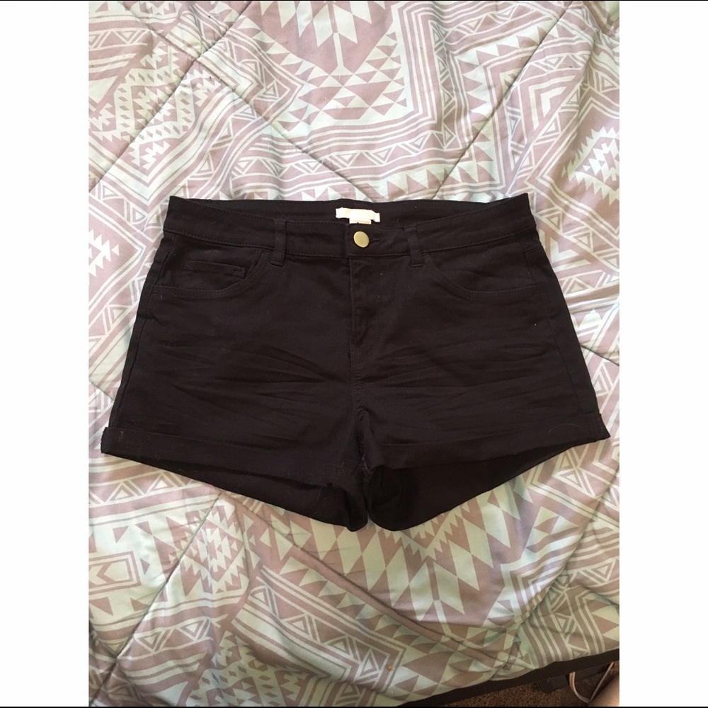 H&M Black Shorts