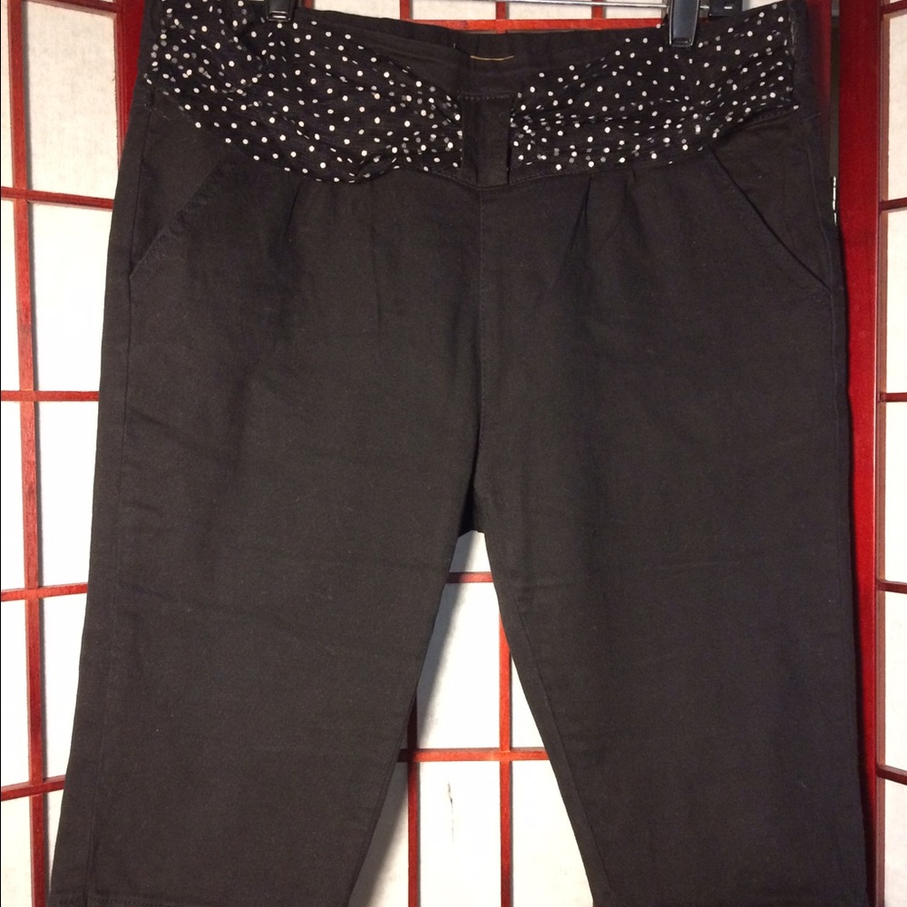 XL Black Capri Pants