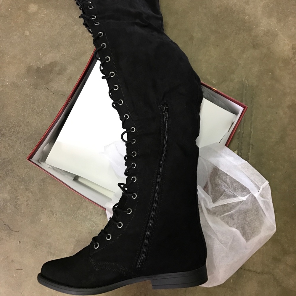 ❗️RESTOCK ❗️Black suede lace up thigh high boots - Picture 5 of 5