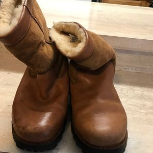 UGG Shoes - Classic color UGG boots ... UGG Shoes - Classic color UGG boots ...