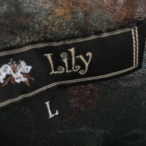 Alluring - Picture 4 of 4