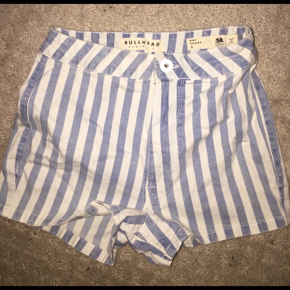 Bullhead new high waisted shorts