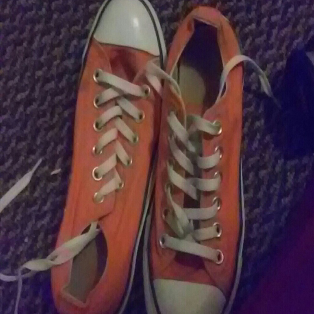 Orange converse