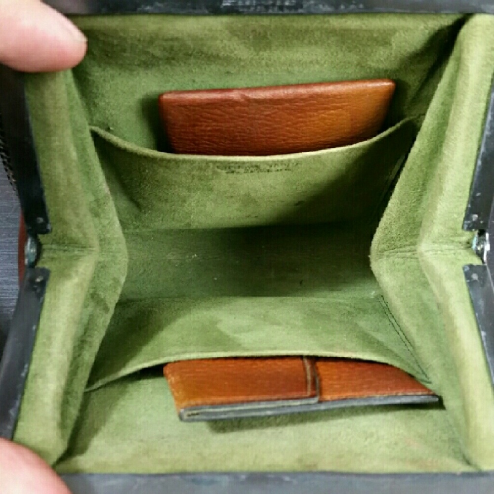 Hand Tooled Leather Cordova Shops Antique purse - Picture 3 of 4