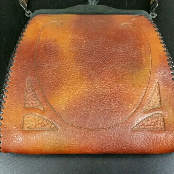 Hand Tooled Leather Cordova Shops Antique purse - Picture 2 of 4