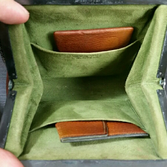 Hand Tooled Leather Cordova Shops Antique purse - Picture 3 of 4