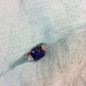 Sterling silver sapphire ring. Blue sapphire