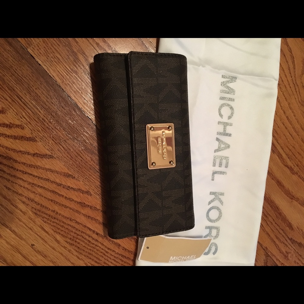 Michael Kors Jet Set Wallet