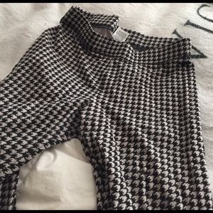 black and white checkered leggings