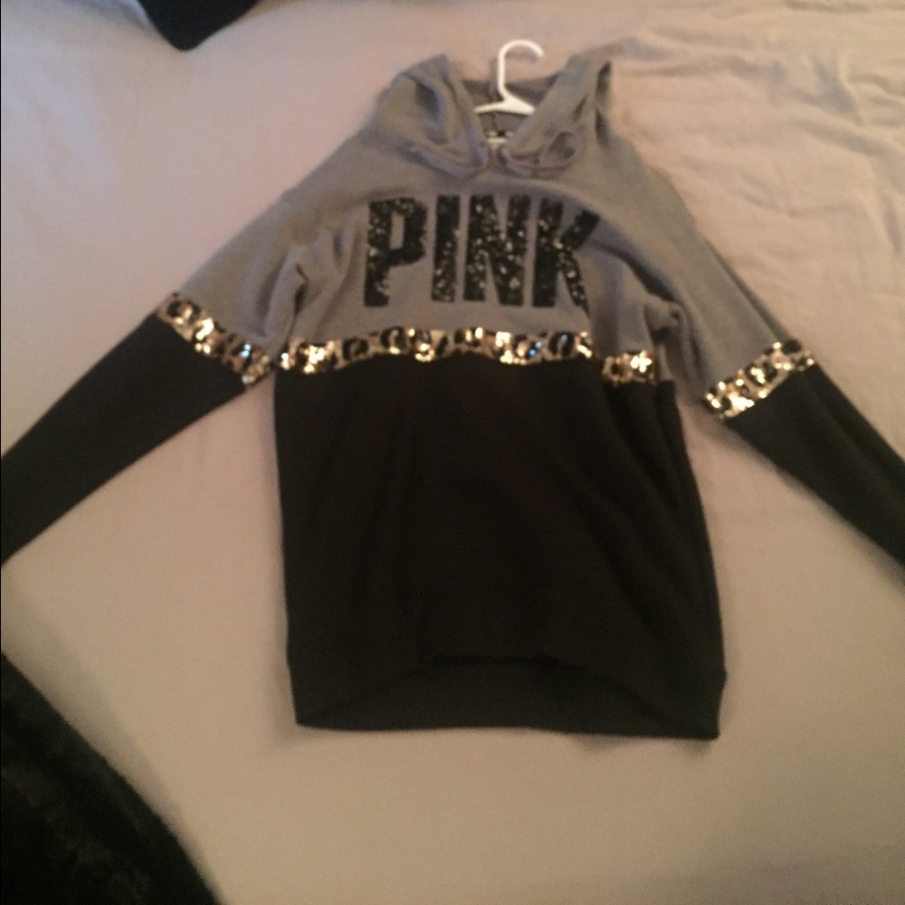 Victoria secret sweatshirt, never been worn