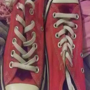 Red converse