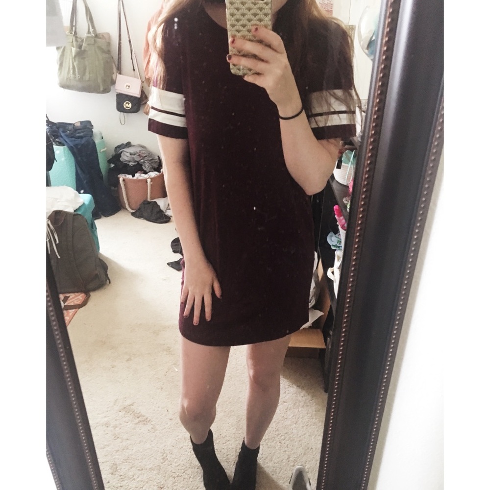 (SOLD) t-shirt dress