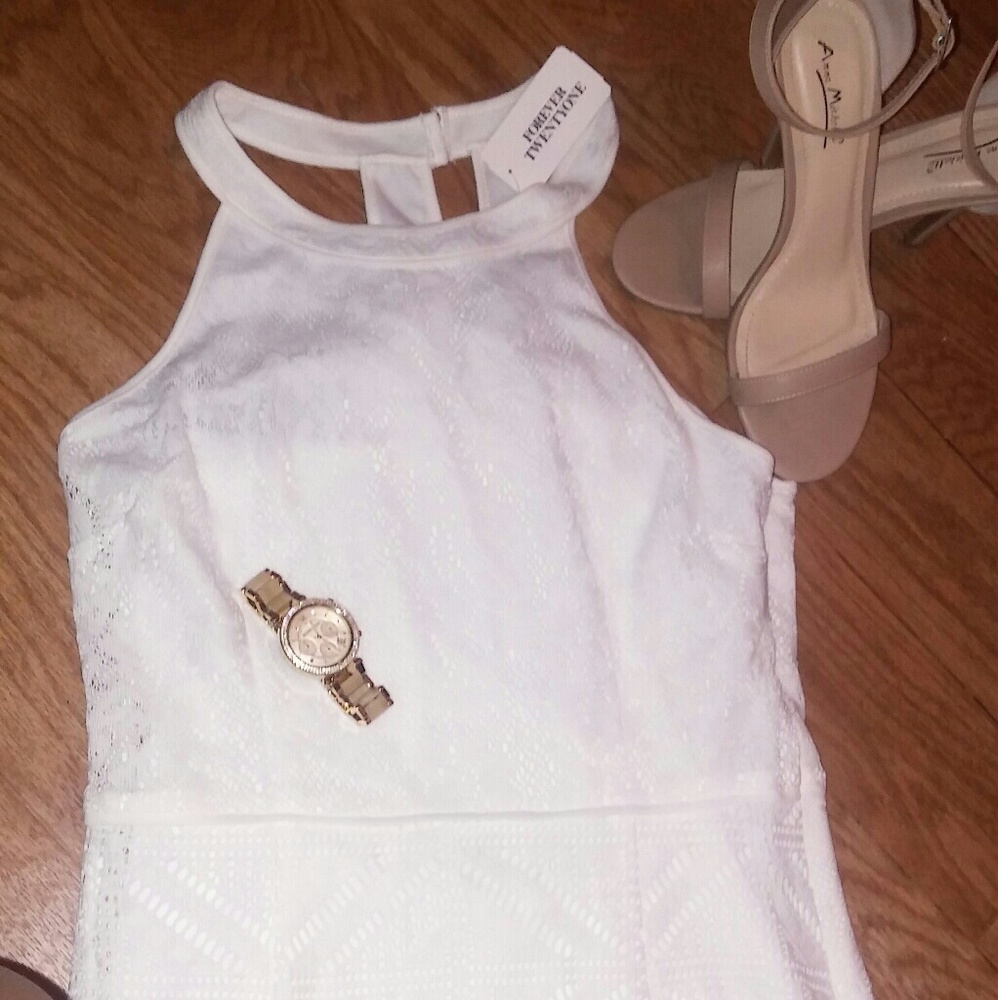 Mini White dress