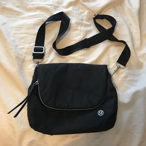 Lululemon cross body purse.