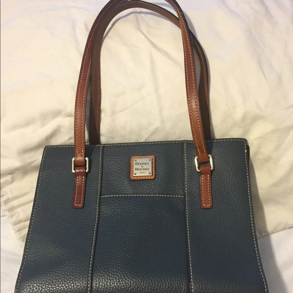 Purse - Picture 1 of 2