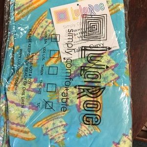 BIRTHDAY LULAROE LEGGINGS!