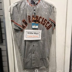 Meet your Posher, Aaron