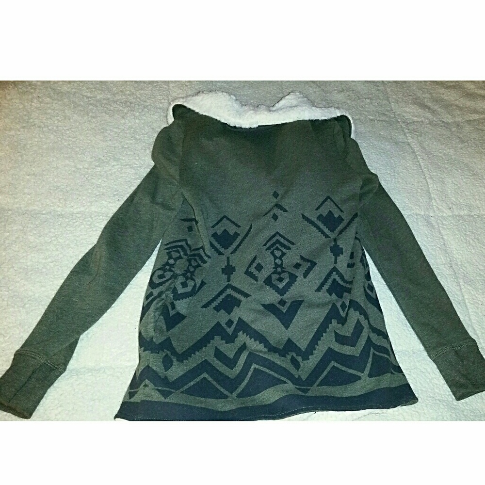 Cardigan - Picture 2 of 3