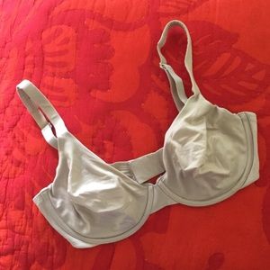 SALE!! VS unlined perfect coverage bra