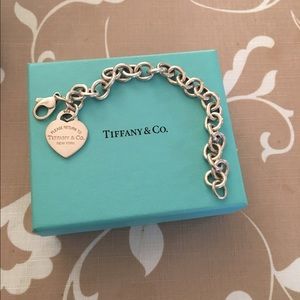 Tiffany & Co. "Return to Tiffany" 925 bracelet