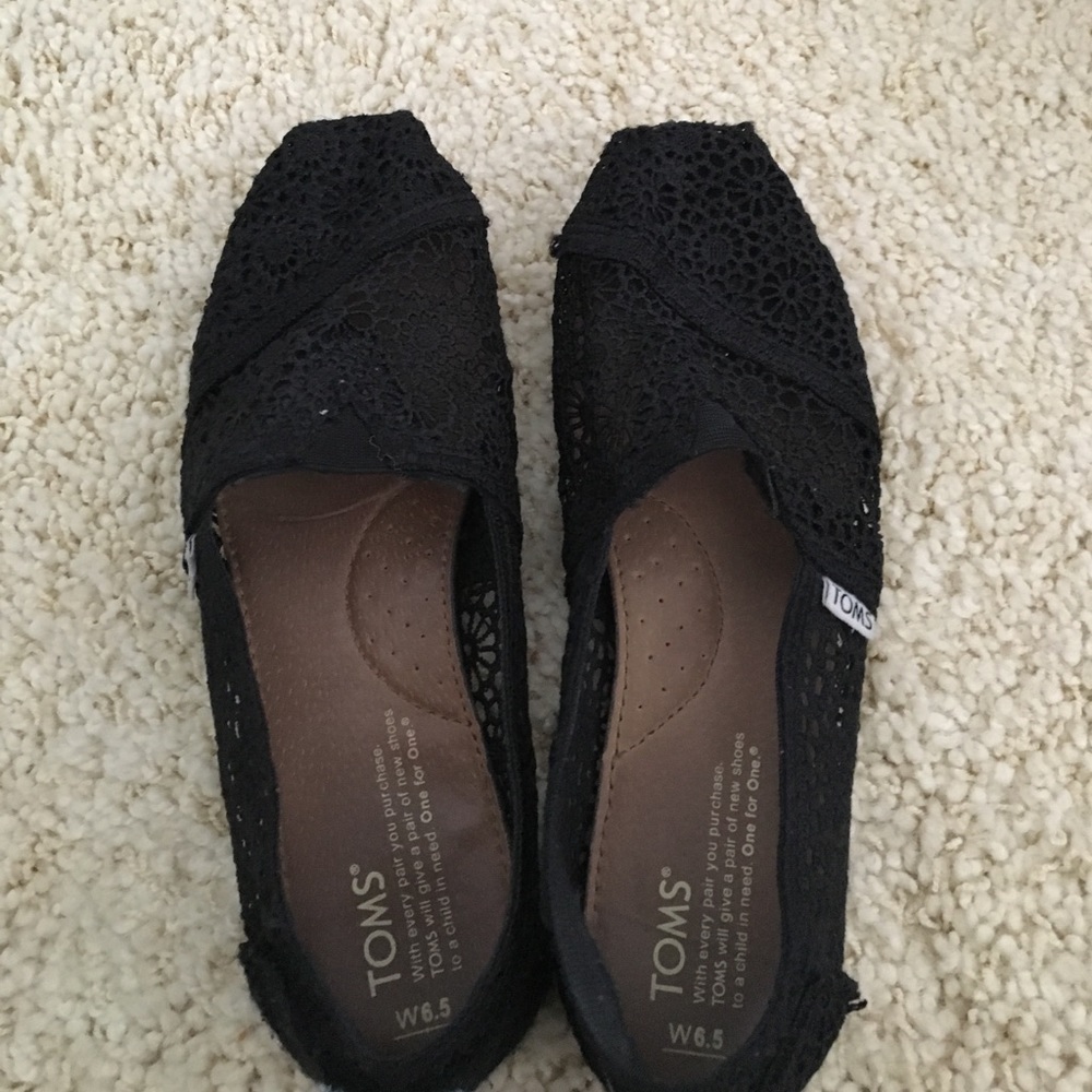 Black crochet Toms