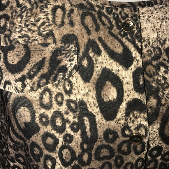NWOT Cheetah Print Work Blouse, Size Large - Picture 3 of 4