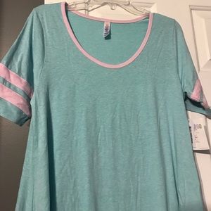 LuLaRoe Perfect T! Brand new!