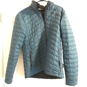 Thermoball Northface down jacket