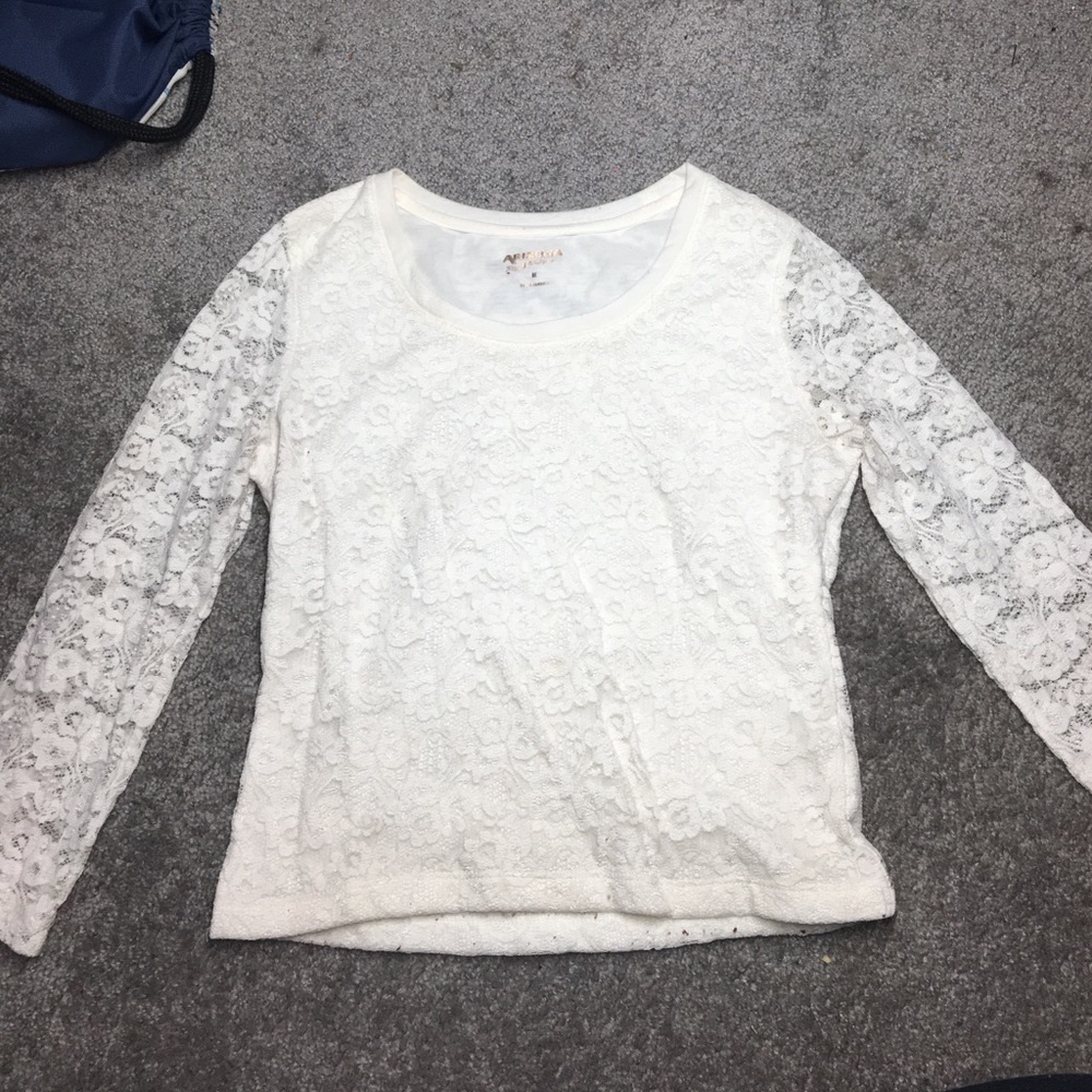 lace long sleeve crop top