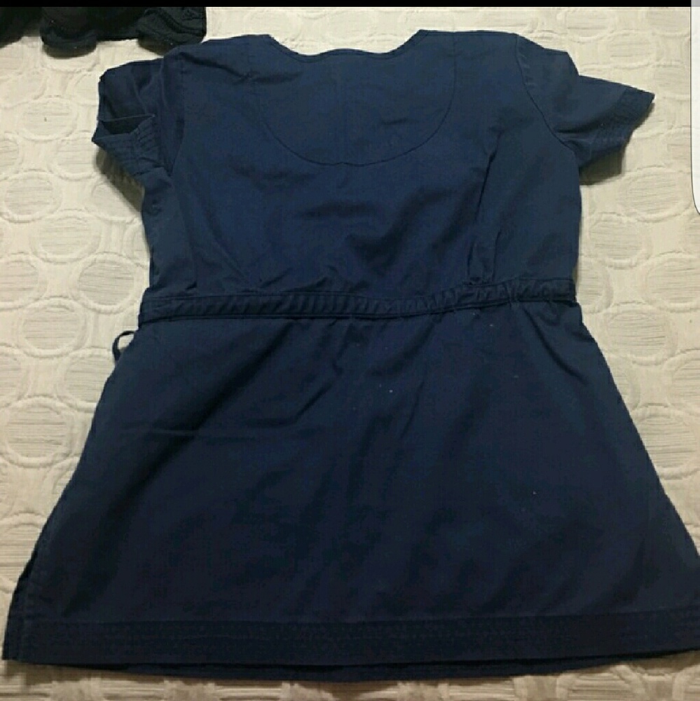 Koi Brand. XS Scrub Top