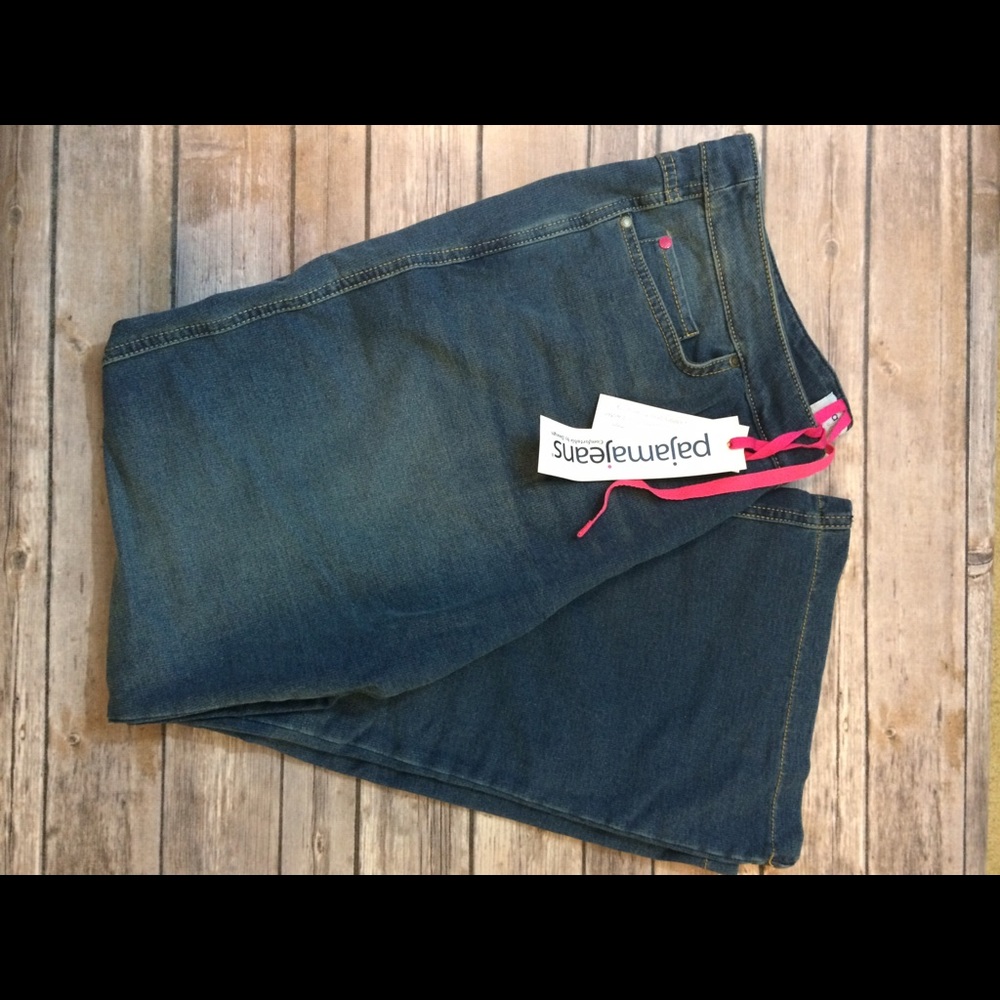 NWT PAJAMA-JEAN BOYFRIEND FIT