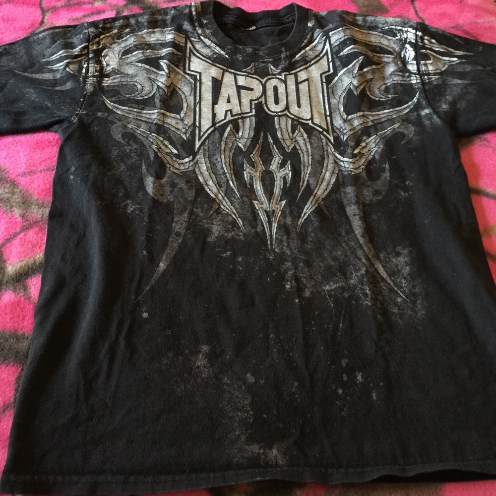 Boys MMA SZ Med (10/12) TAPOUT T-shirt