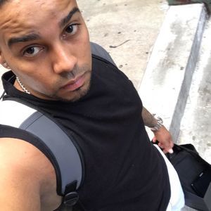 Meet your Posher, Carlos