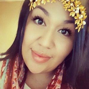 Meet your Posher, Julissa