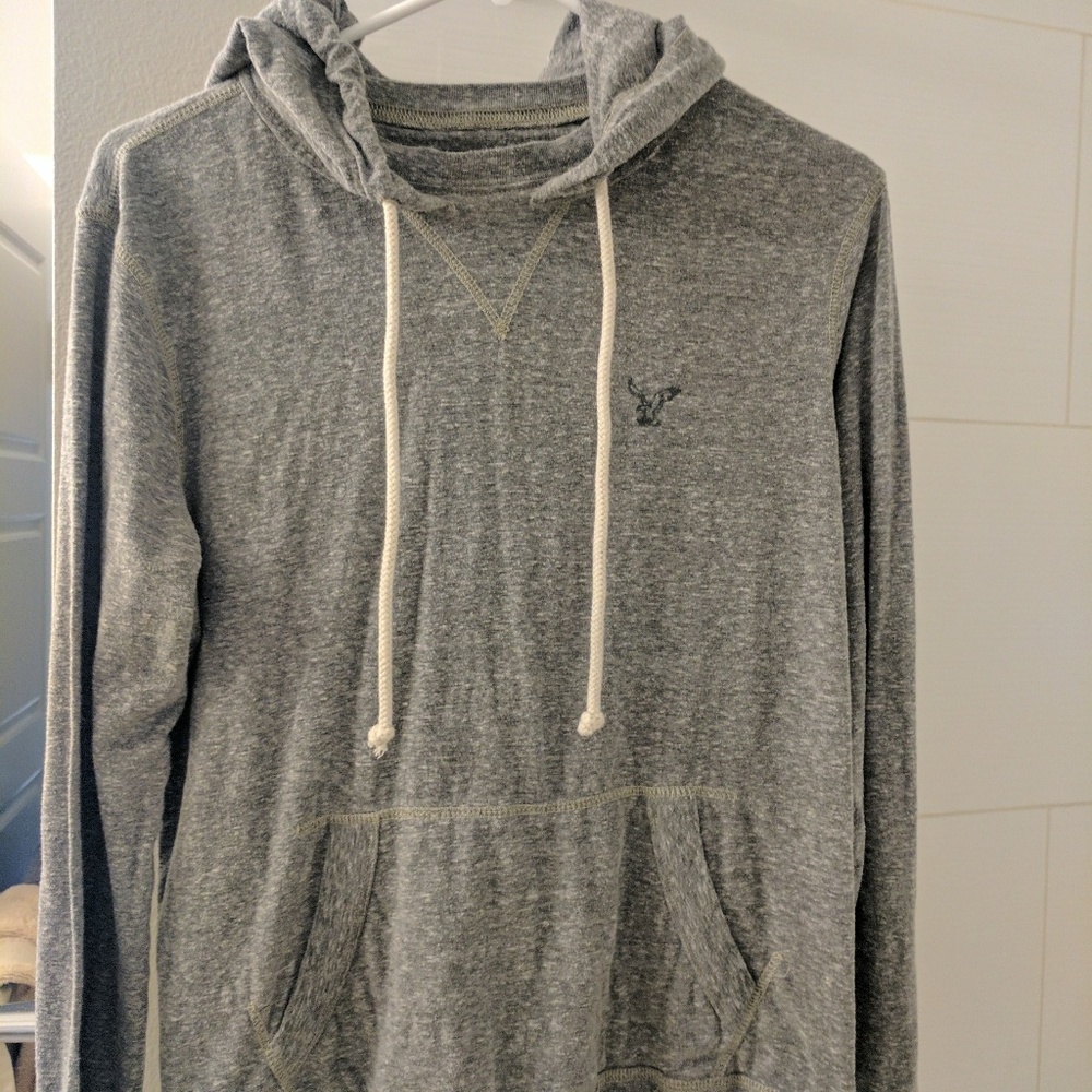 XS American Eagle long-sleeved hooded T-shirt