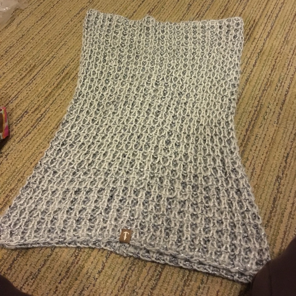 Sperry infinity Scarf