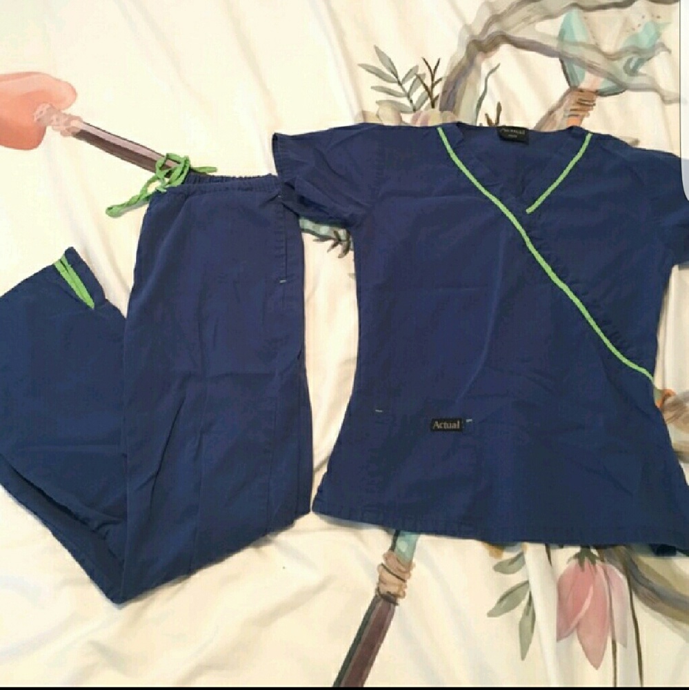 Actual brand scrub set. Royal blue. Size XS