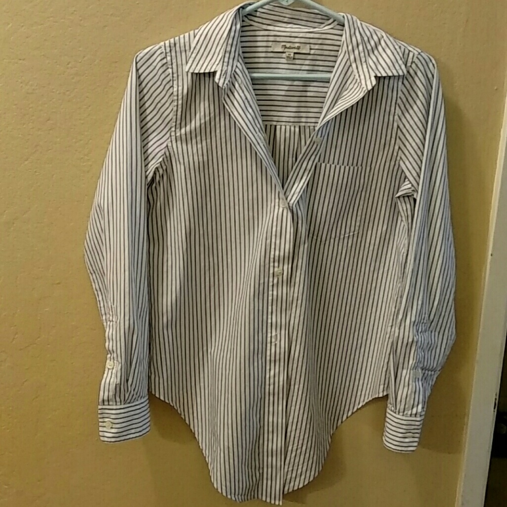 Madewell button down shirt🎈 🎆 FINAL PRICE 🎆🎈